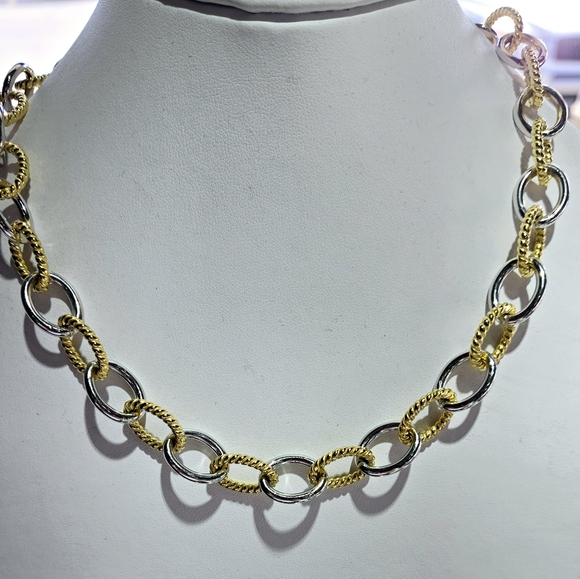 Veronese 18k/ Silver 2-tone Necklace - Picture 1 of 4